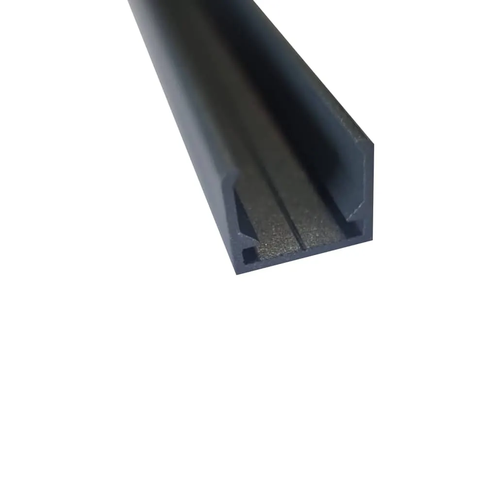 Aluminium Abschlussprofil für Sichtschutzzäune 2